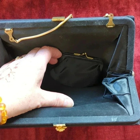 1960's HL  Handbag - Picture 7 of 9